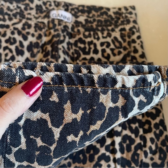 GANNI LEOPARD PRINT SPLIT HEM JEANS✨ - Picture 7 of 9